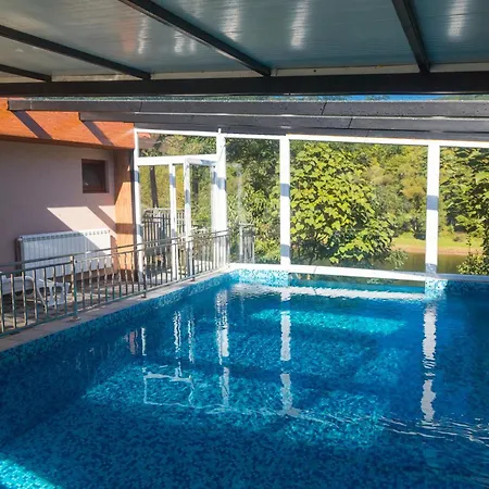 빌라 Dom Drina Zatvoreni Bazen