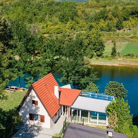 빌라 Dom Drina Zatvoreni Bazen *