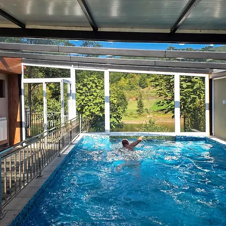 빌라 Dom Drina Zatvoreni Bazen