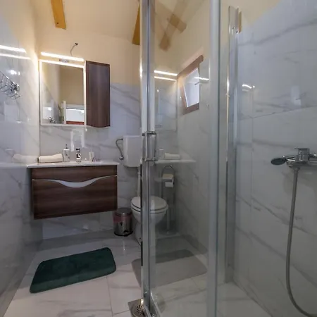 빌라 Dom Drina Zatvoreni Bazen *